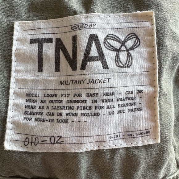 Aritzia TNA Military Cargo Jacket SIZE: SMALL - Picture 6 of 6
